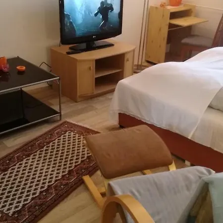 Flat2 For 2 People, Wifi 公寓 俄斯特拉发